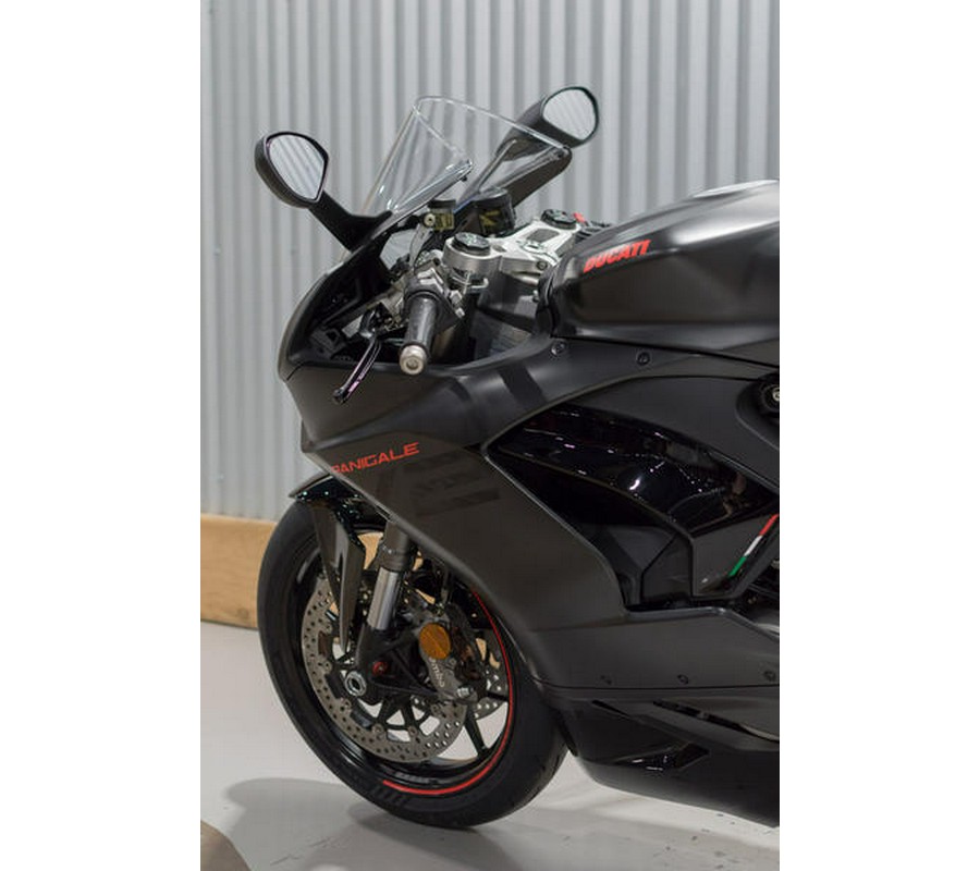 2024 Ducati Panigale V2 Black on Black