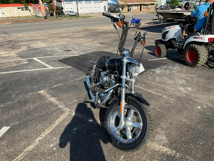 2016 Harley-Davidson® XL1200C - Sportster® 1200 Custom