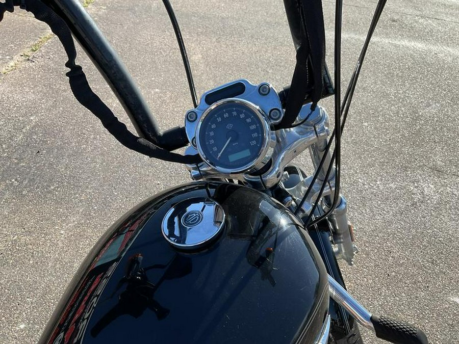 2016 Harley-Davidson® XL1200C - Sportster® 1200 Custom