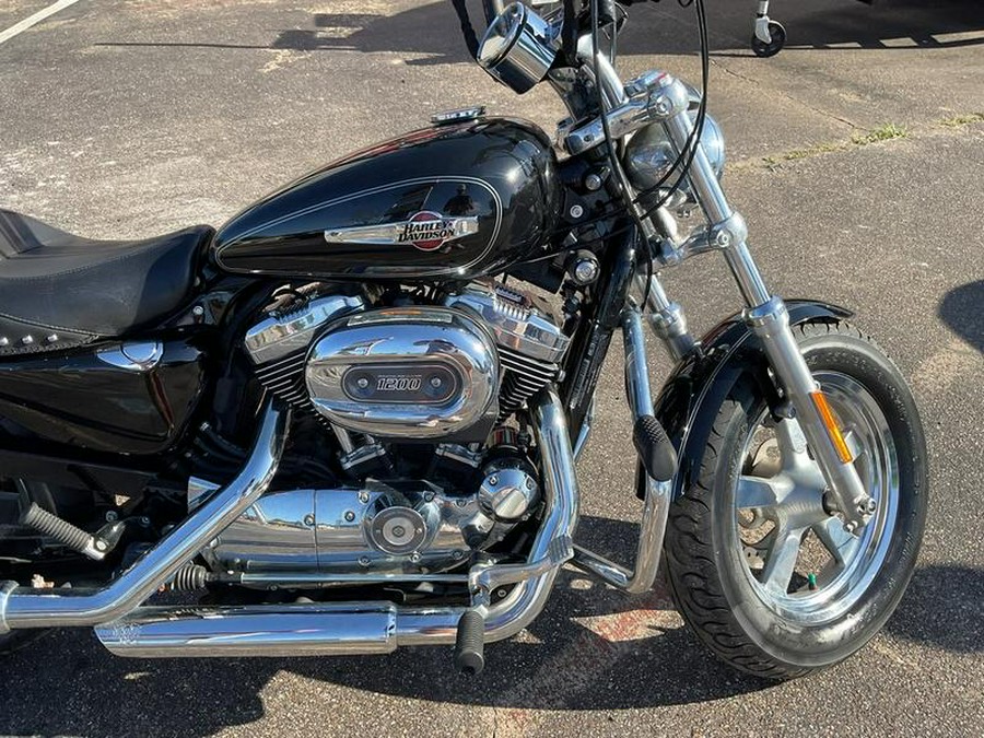 2016 Harley-Davidson® XL1200C - Sportster® 1200 Custom