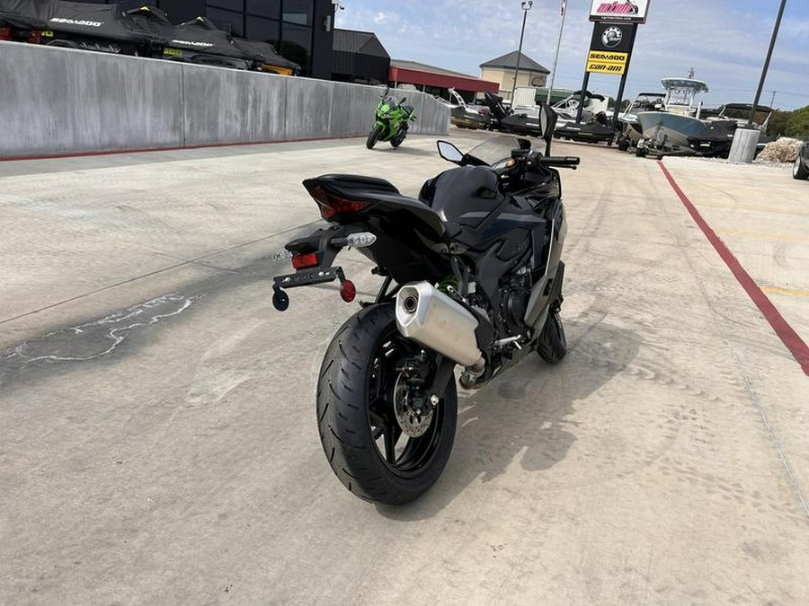 2026 Kawasaki Ninja® ZX™-4RR ABS