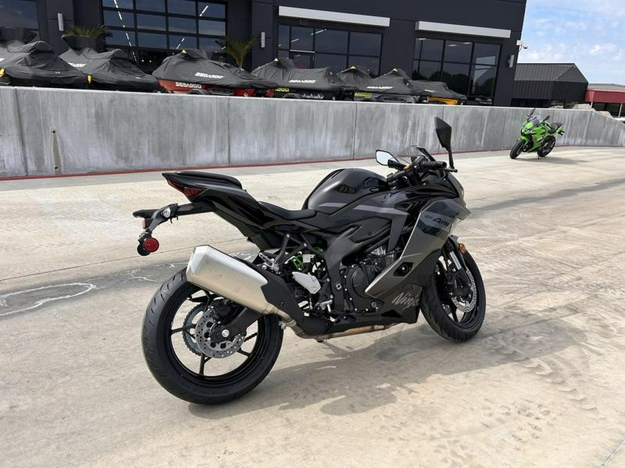 2026 Kawasaki Ninja® ZX™-4RR ABS