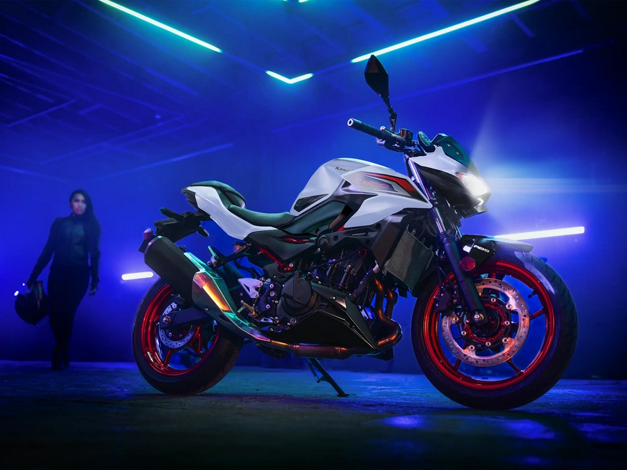 2026 Kawasaki Z500 SE ABS Pearl Blizzard White/Ebony - 109486