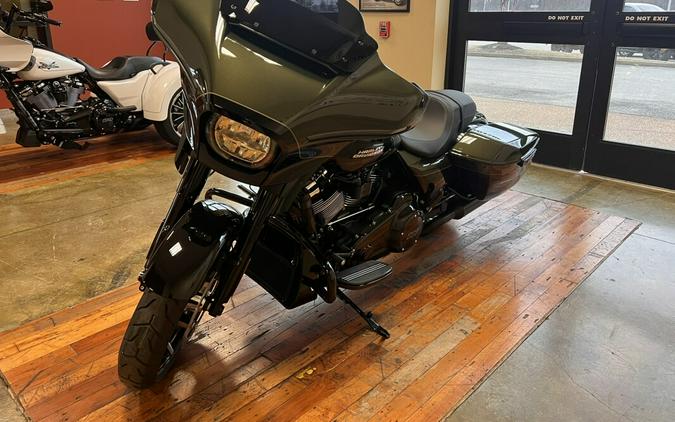 New 2026 Harley-Davidson Street Glide Grand American Touring Motorcycle For Sale Near Memphis, TN