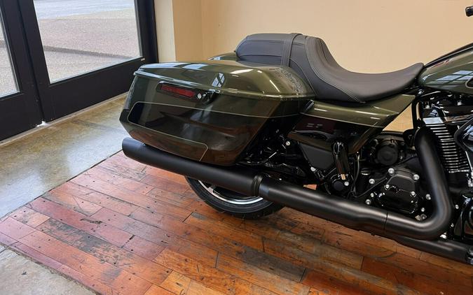 New 2026 Harley-Davidson Street Glide Grand American Touring Motorcycle For Sale Near Memphis, TN