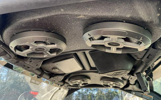 2023 Can-Am® Maverick X3 X rs Turbo RR With Smart-Shox Desert Tan / Carbon Black / Magma