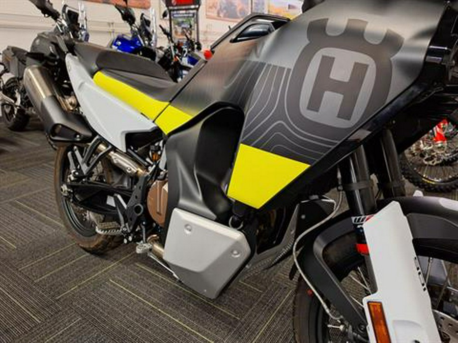 2023 Husqvarna Norden 901