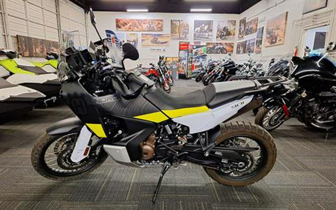 2023 Husqvarna Norden 901