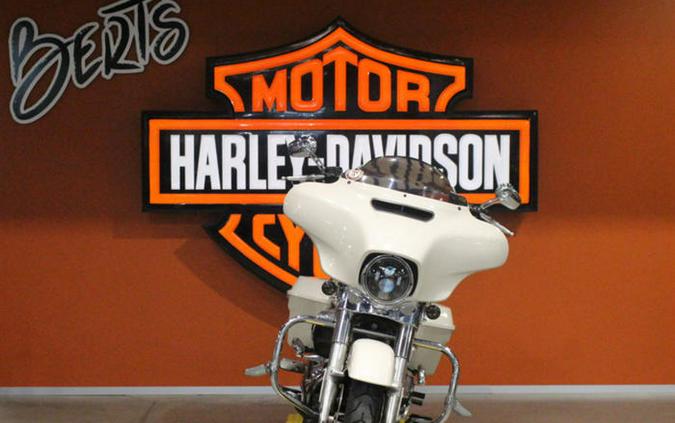 2022 Harley-Davidson® FLHX - Street Glide®