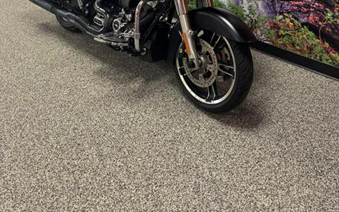 2017 Harley-Davidson Road Glide® Special