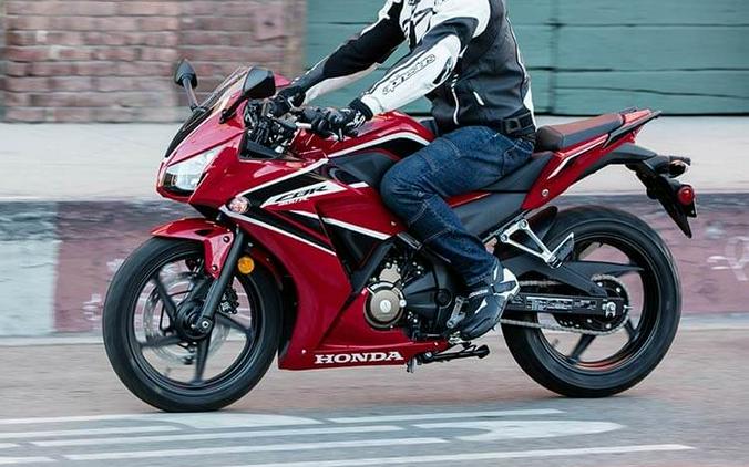 2022 Honda CBR300R ABS