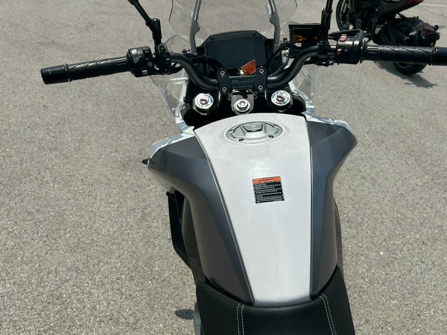 2023 CFMOTO 650 Adventura