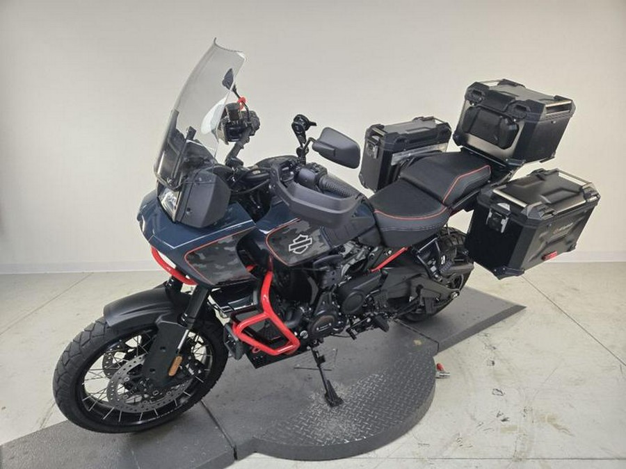 2025 Harley-Davidson® CVO™ Pan America®