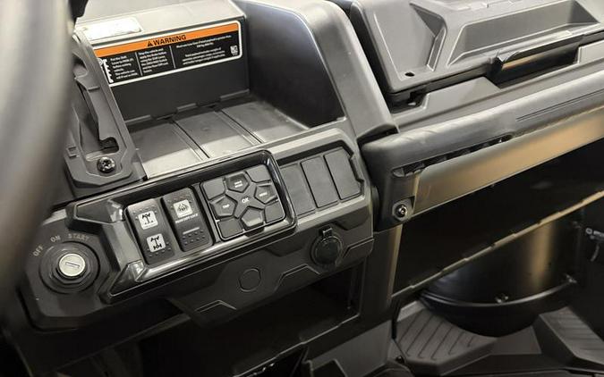 2026 Can-Am® Defender PRO XT HD10