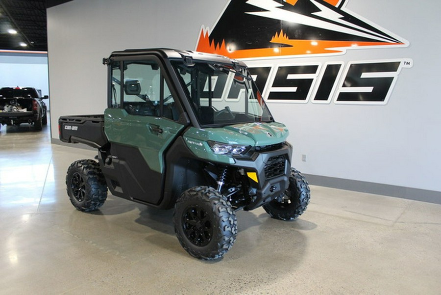 2026 Can-Am SSV DEF DPSCAB 65 HD9 GN 26 DPS_CAB