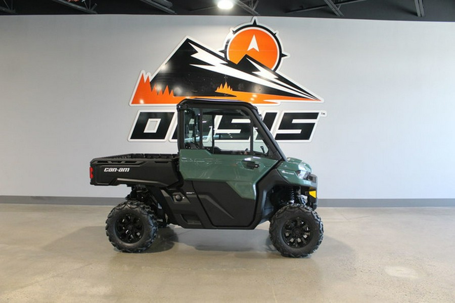 2026 Can-Am SSV DEF DPSCAB 65 HD9 GN 26 DPS_CAB