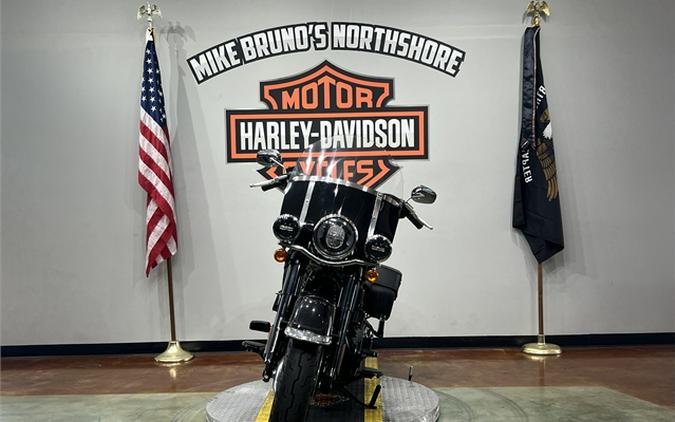 2021 Harley-Davidson Softail® Heritage Classic 114