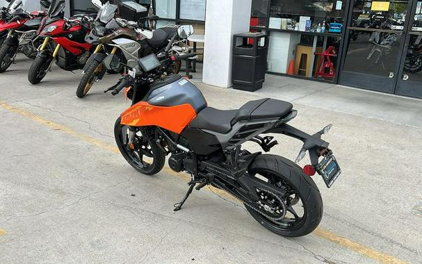 New 2024 KTM 250 DUKE