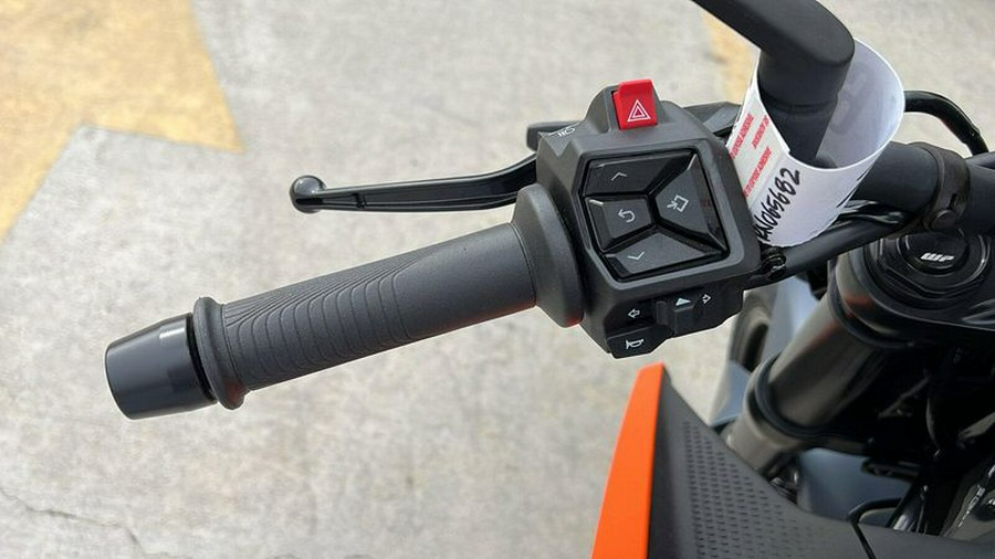 New 2024 KTM 250 DUKE