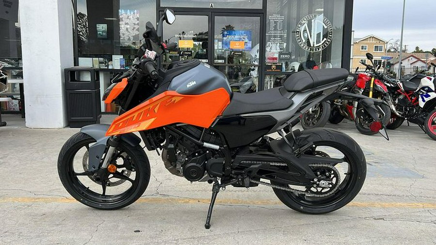 New 2024 KTM 250 DUKE
