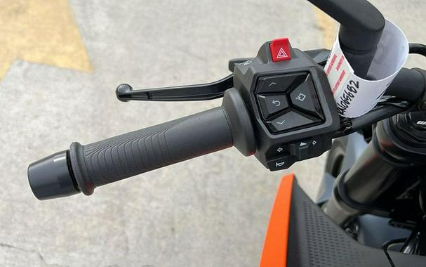 New 2024 KTM 250 DUKE