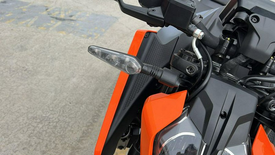 New 2024 KTM 250 DUKE
