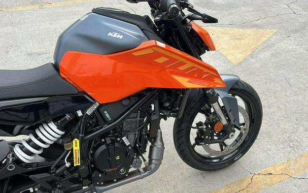 New 2024 KTM 250 DUKE