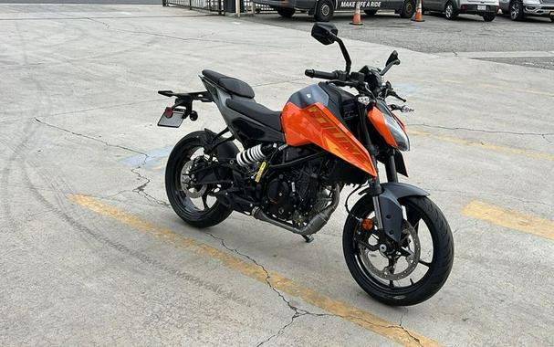 New 2024 KTM 250 DUKE