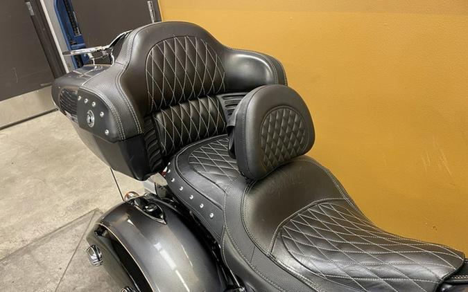 2016 Indian Roadmaster Steel Gray And Thunder Black