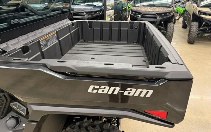 2026 Can-Am Defender MAX XT CAB HD11