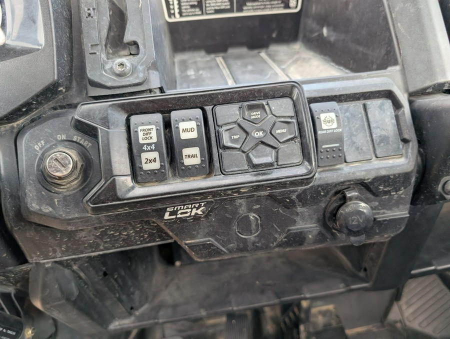 2023 Can-Am Defender MAX X MR With Half Doors