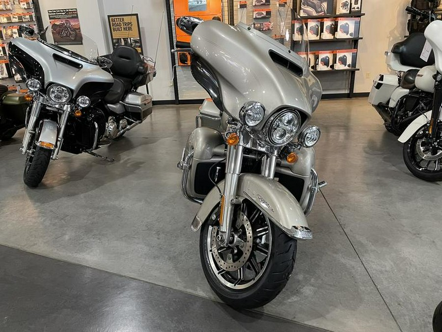 2018 Harley-Davidson® FLHTCU - Electra Glide® Ultra Classic®