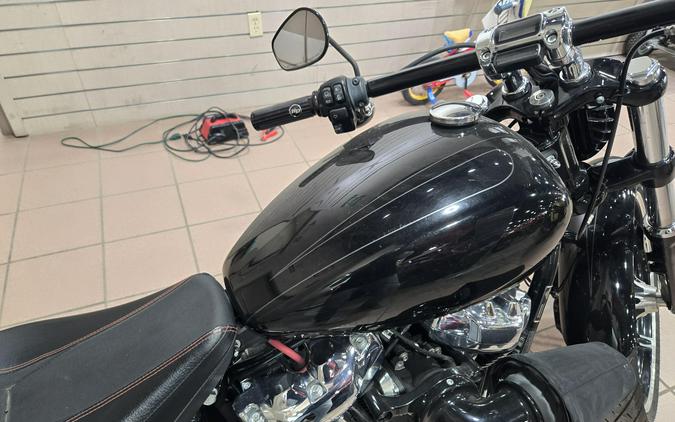 2018 HARLEY SOFTAILBREAKOUT