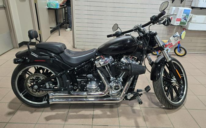 2018 HARLEY SOFTAILBREAKOUT