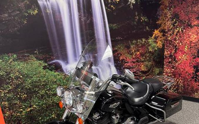 2017 Harley-Davidson Road King®