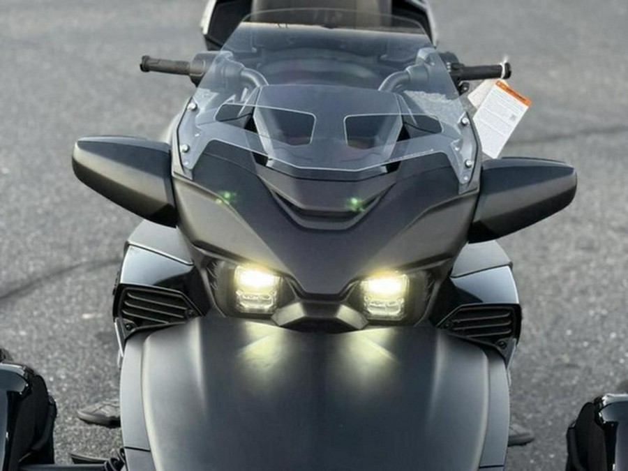 2026 Can-Am Spyder F3 Limited Dark