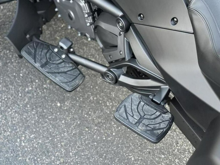 2026 Can-Am Spyder F3 Limited Dark