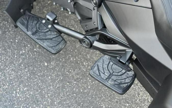 2026 Can-Am Spyder F3 Limited Dark