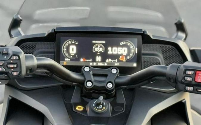 2026 Can-Am Spyder F3 Limited Dark