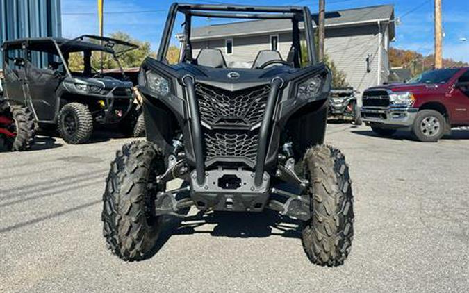 2023 Can-Am Maverick Trail DPS 700