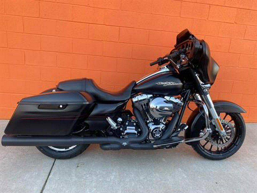 2015 Harley-Davidson Street Glide® Special