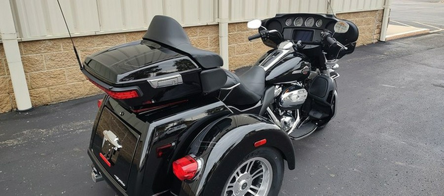 2024 Harley-Davidson Trike FLHTCUTG - Tri Glide Ultra