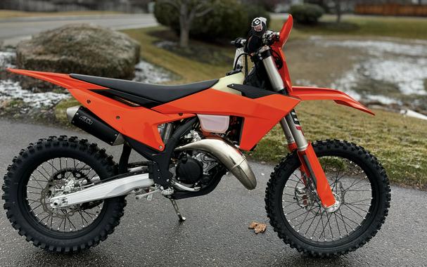 2025 KTM 125 XC