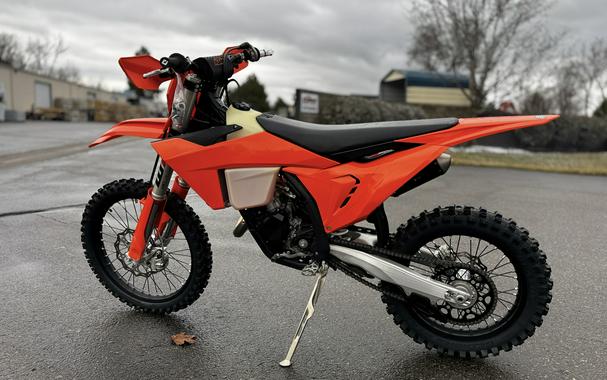 2025 KTM 125 XC