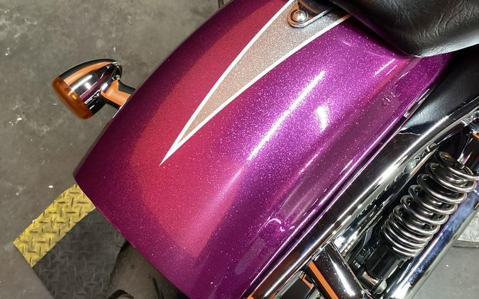 2011 Harley-Davidson® XL883L - Sportster® SuperLow®