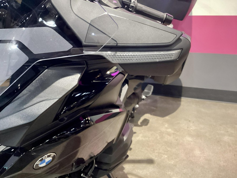 2026 BMW R 1300 RT