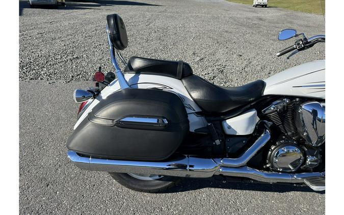 2009 VSTAR 1300 - Yamaha