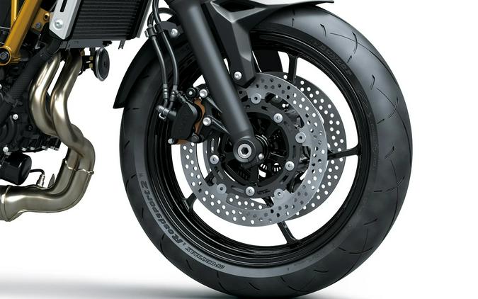 2026 Kawasaki Z650 S ABS CA Metallic Matte Graphenesteel Gray/Metallic Flat Spark Black
