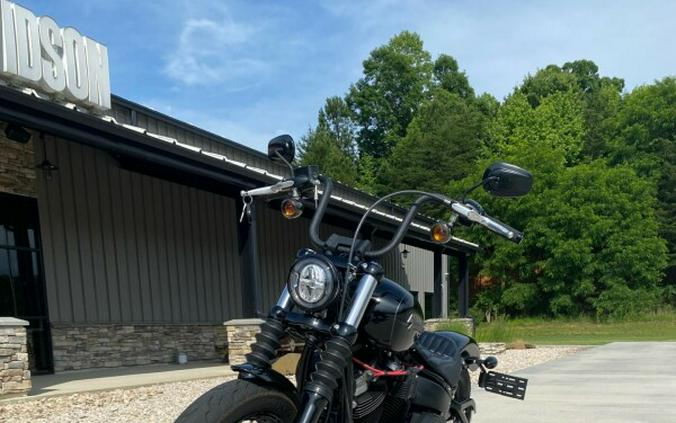 2019 Harley-Davidson Street Bob Vivid Black