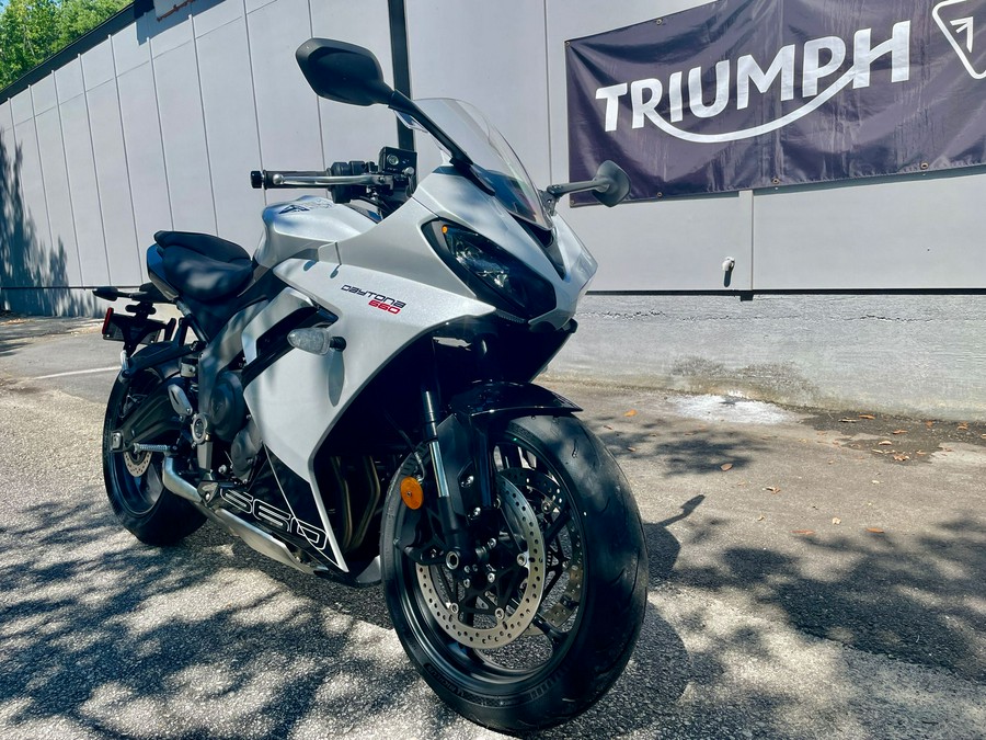 2025 Triumph Daytona 660